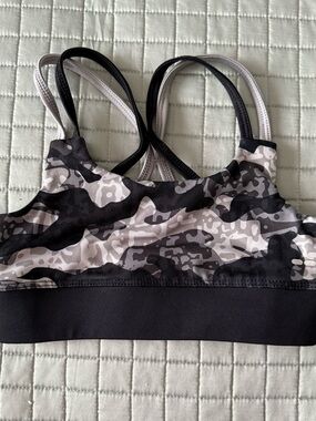 bcg Black & Gray Camo Strappy Sports Bra